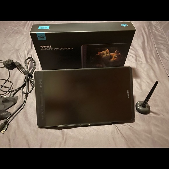 Huion Kamvas Pro 13 GT-133 Creative Pen Display & Accessories - Picture 5 of 12